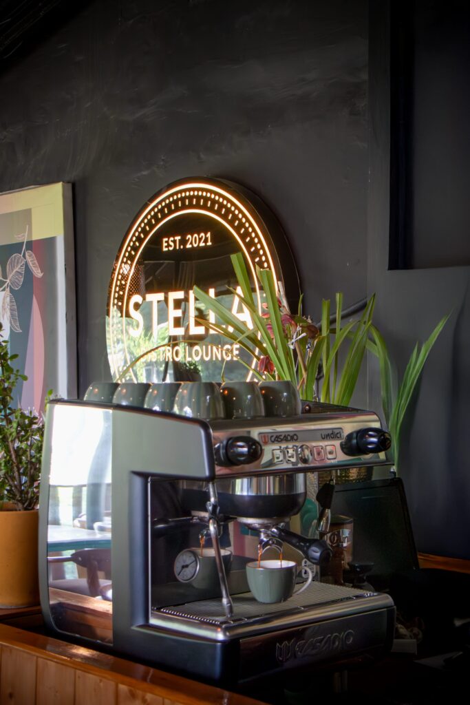 Stella Bistro Lounge